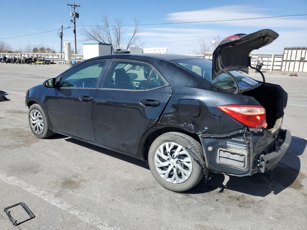 2018 Toyota Corolla VIN 5YFBURHE8JP779558 Copart auction photo, rear end / front end damage thumbnail 2