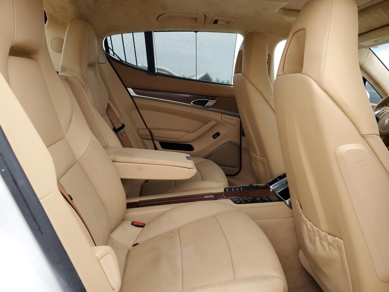 2010 Porsche Panamera VIN WP0AC2A74AL091423 Copart auction photo, water/flood / minor dent/scratches damage thumbnail 10