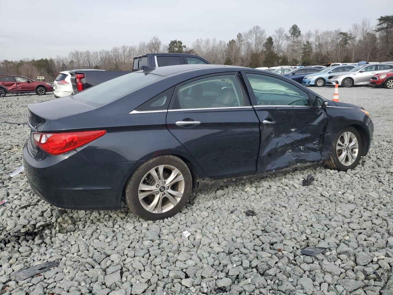 2013 Hyundai Sonata VIN 5NPEC4AC7DH685393 Copart auction photo, side / minor dent/scratches damage thumbnail 3