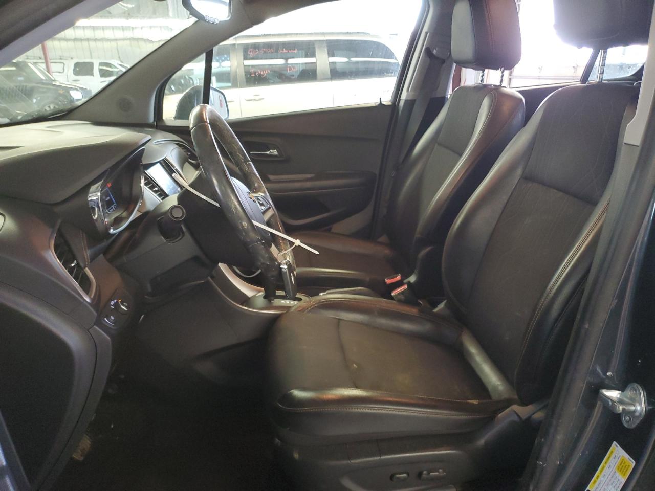 2021 Chevrolet Trax VIN KL7CJPSBXMB352737 Copart auction photo, front end damage thumbnail 7