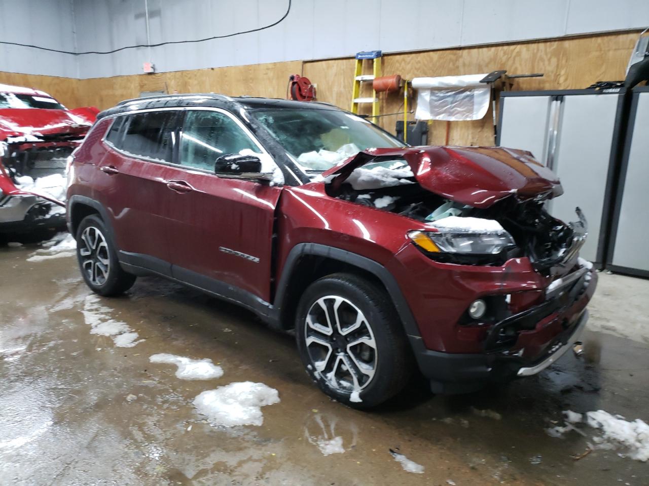 2022 Jeep Compass VIN 3C4NJDCBXNT162106 Copart auction photo, front end / minor dent/scratches damage thumbnail 4