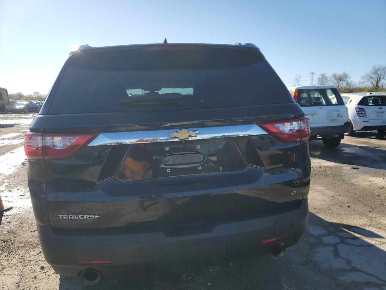 2020 Chevrolet Traverse VIN 1GNERGKW7LJ295464 Copart auction photo, front end damage thumbnail 6