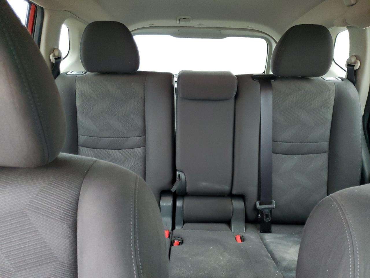 2016 Nissan Rogue VIN KNMAT2MV6GP655049 Copart auction photo, side / minor dent/scratches damage thumbnail 10
