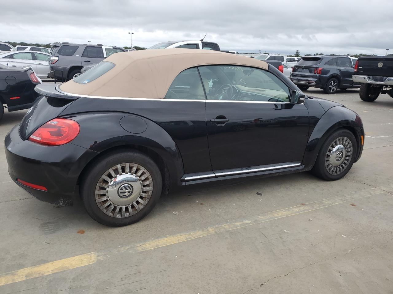 2014 Volkswagen Beetle VIN 3VW507AT4EM819943 Copart auction photo, water/flood damage thumbnail 3