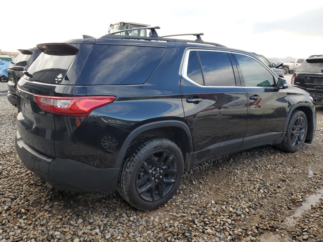 2021 Chevrolet Traverse VIN 1GNEVHKW2MJ242075 Copart auction photo, front end damage thumbnail 3