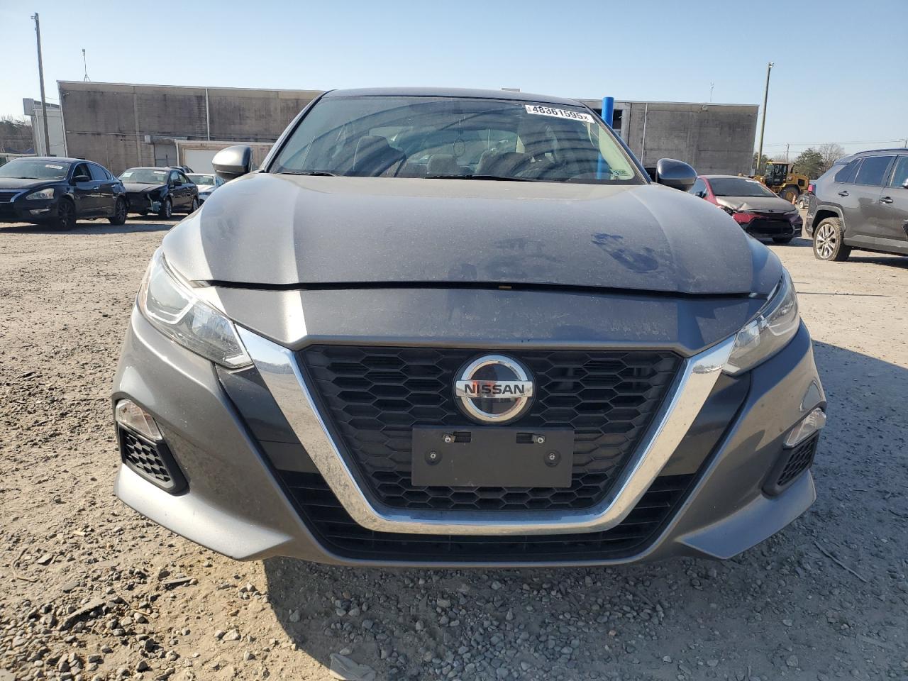2019 Nissan Altima VIN 1N4BL4BV8KC142927 Copart auction photo, side / minor dent/scratches damage thumbnail 5