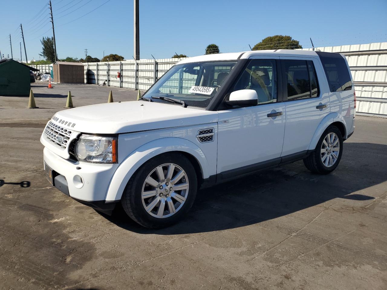 2013 Land Rover LR4 VIN SALAG2D43DA659949 - Copart auction photo
