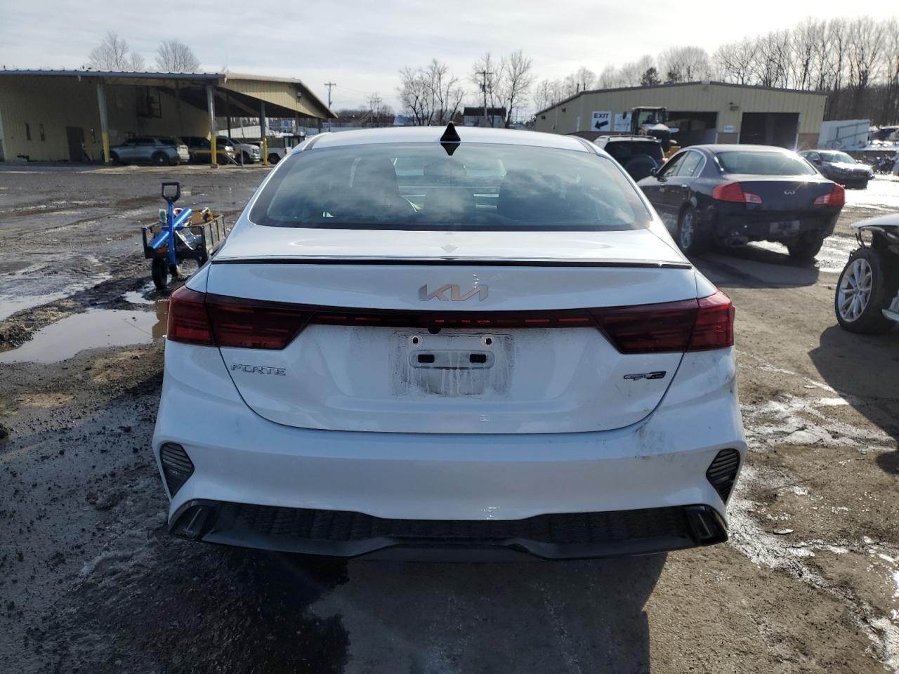2023 KIA Forte VIN 3KPF54AD2PE563329 Copart auction photo, front end / side damage thumbnail 6