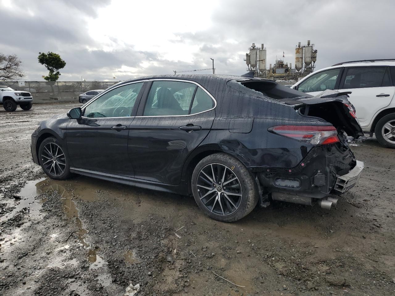 2022 Toyota Camry VIN 4T1G31AK5NU581082 Copart auction photo, rear end / front end damage thumbnail 2