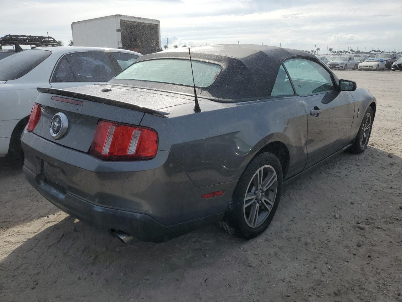 2011 Ford Mustang VIN 1ZVBP8EM3B5108999 Copart auction photo, water/flood damage thumbnail 3