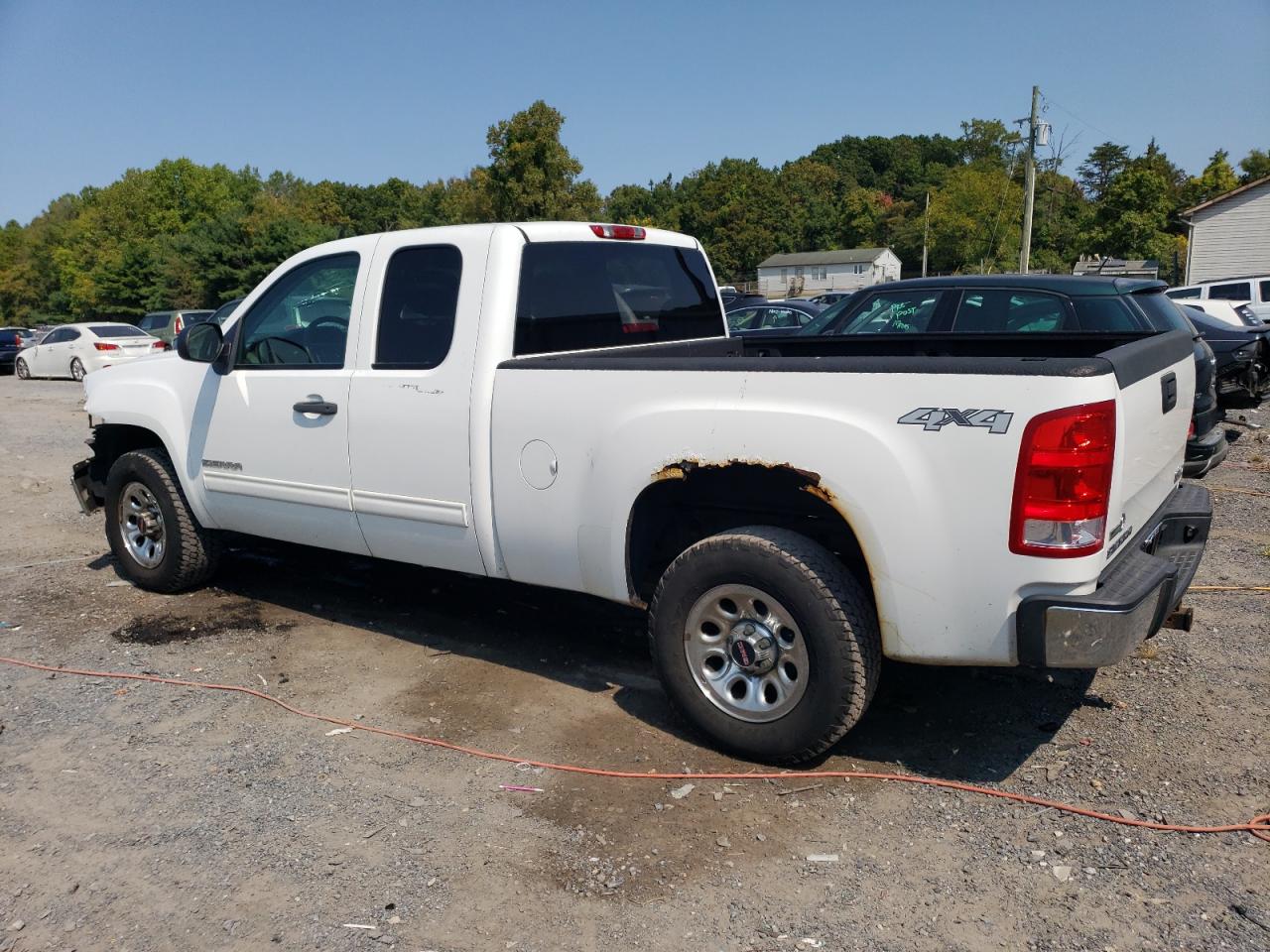 2010 GMC Sierra VIN 1GTSKUEA9AZ197145 Copart auction photo, front end damage thumbnail 2