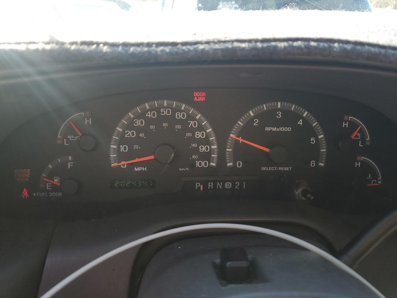 2002 Ford F-150 VIN 1FTRW08L42KD36651 Copart auction photo, rear end damage thumbnail 9