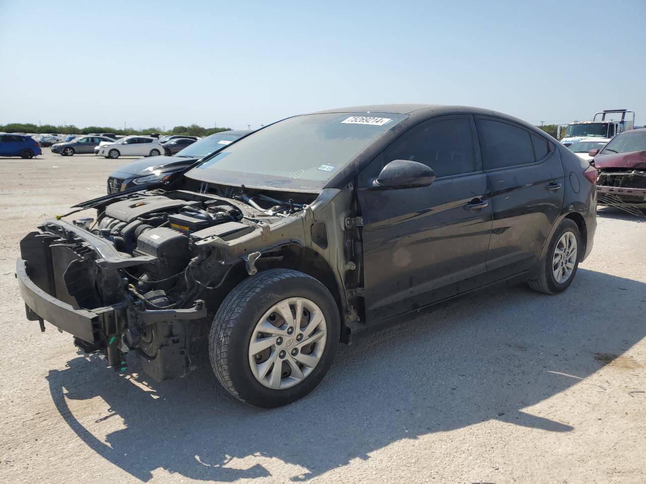 2018 Hyundai Elantra VIN KMHD74LF4JU586065
