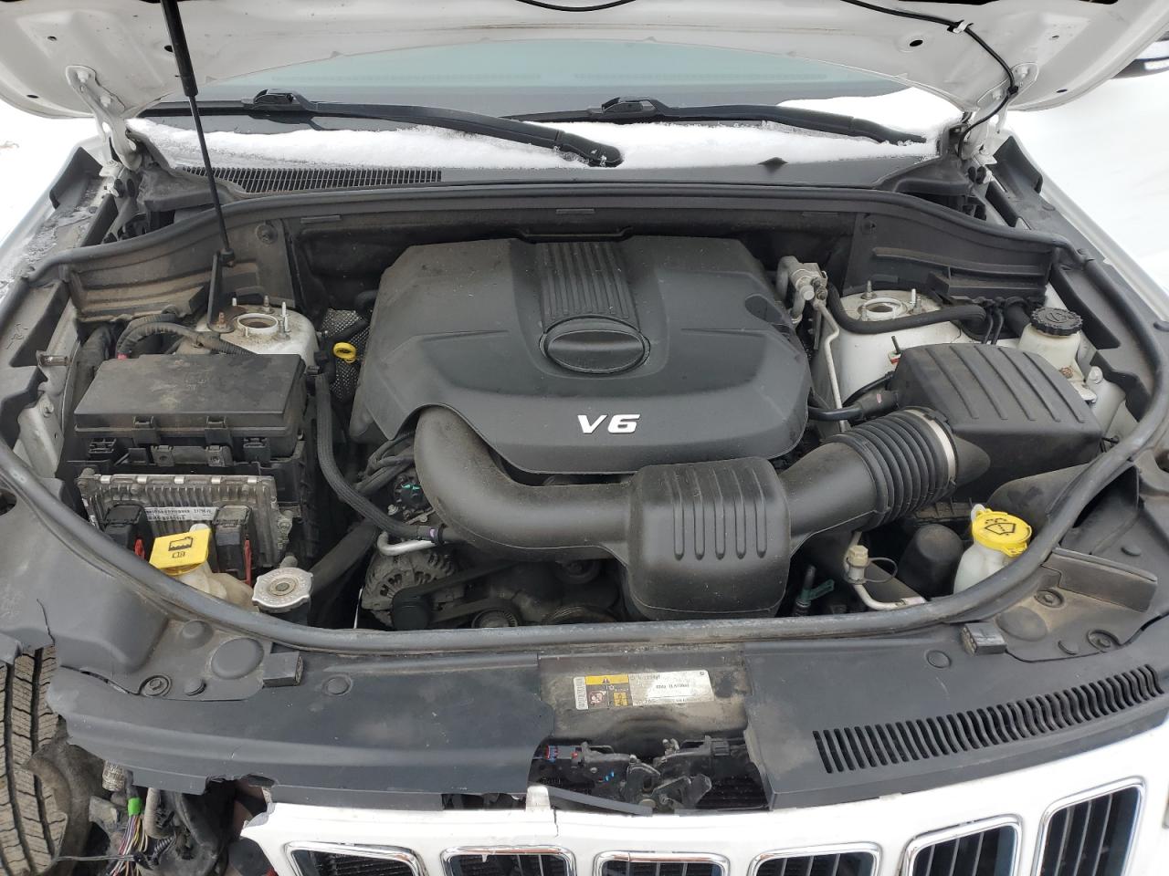 2015 Jeep Grand Cherokee VIN 1C4RJFBG9FC712595 Copart auction photo, front end / side damage thumbnail 14
