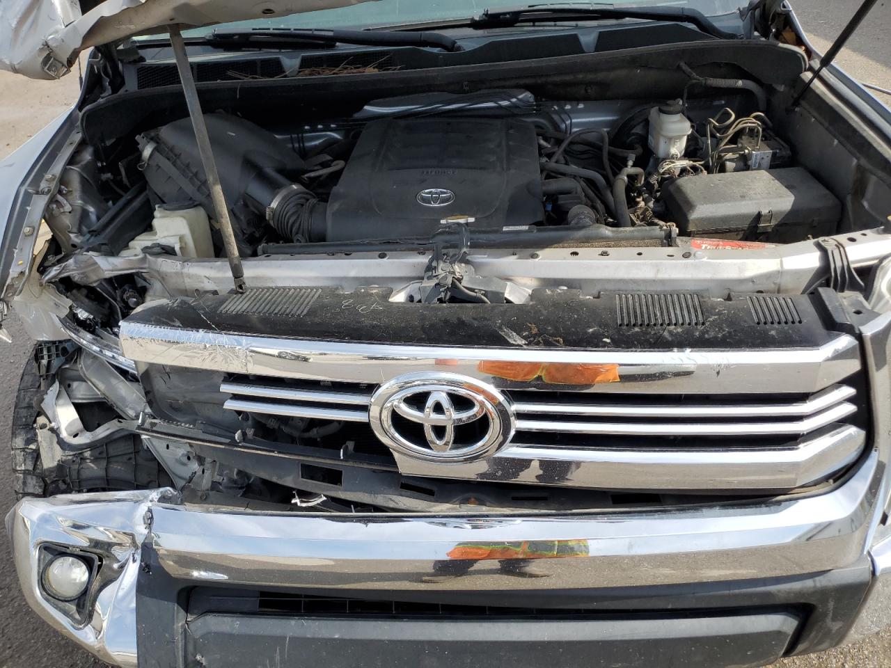 2017 Toyota Tundra VIN 5TFDW5F11HX656661 Copart auction photo, front end damage thumbnail 11