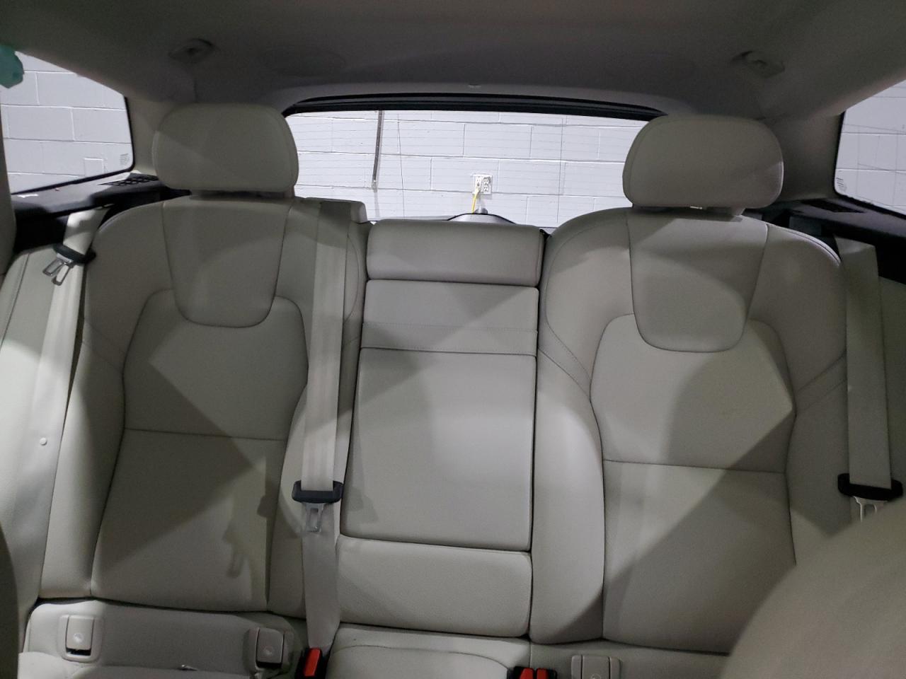 2020 Volvo XC60 VIN YV4A22RL0L1549281 Copart auction photo, front end damage thumbnail 10