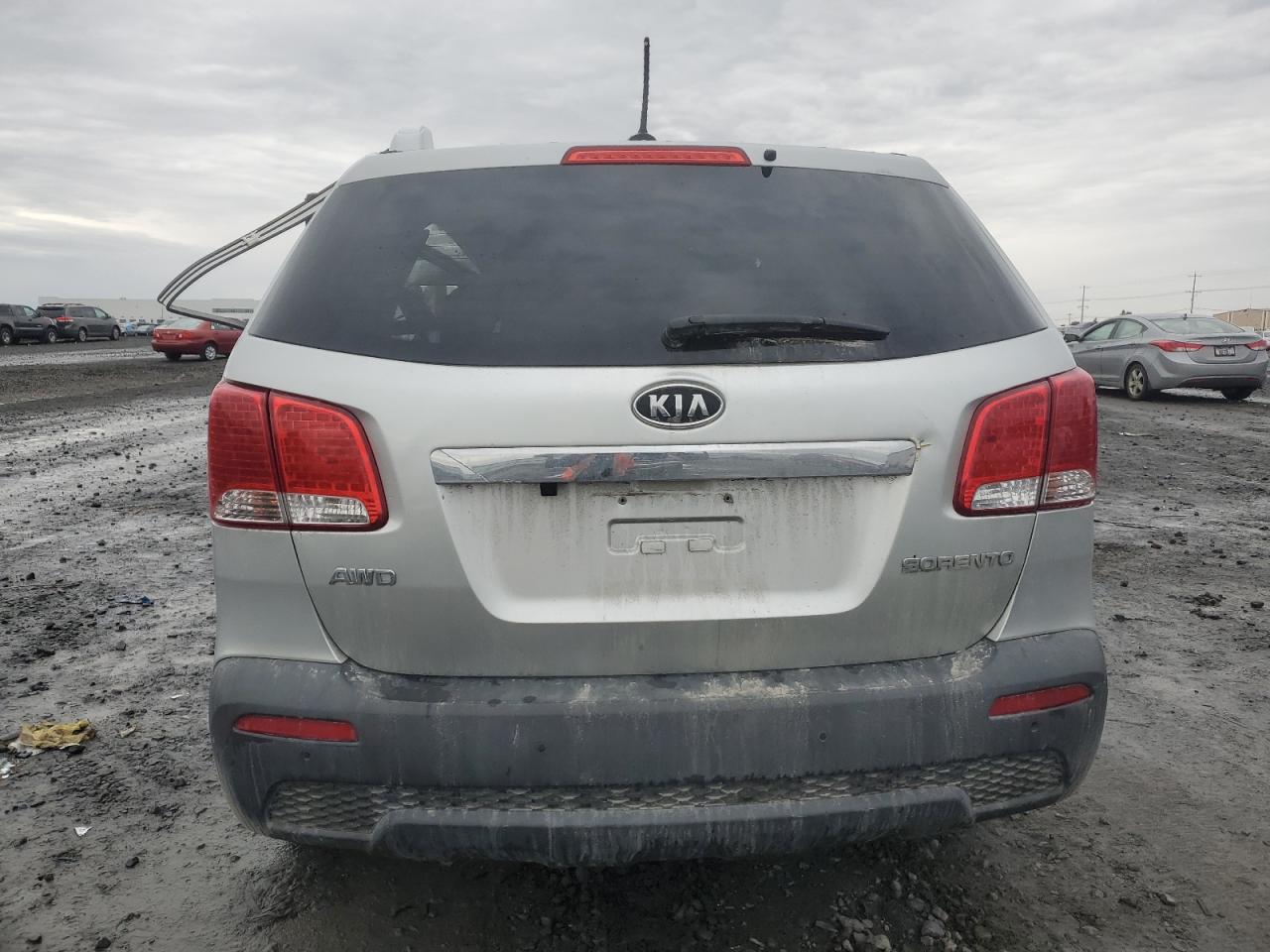 2012 KIA Sorento VIN 5XYKTDA62CG298463 Copart auction photo, all over damage thumbnail 6