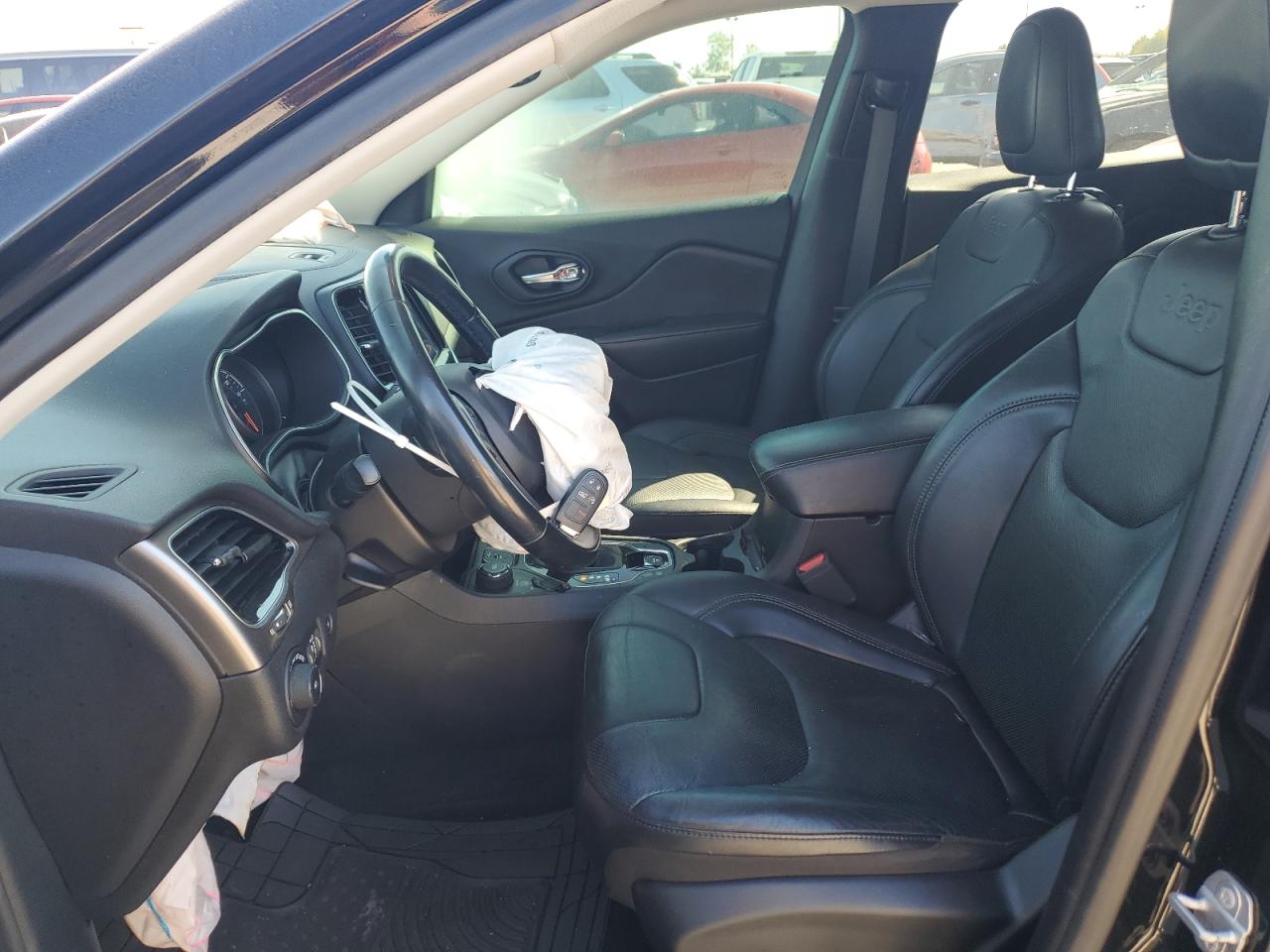 2019 Jeep Grand Cherokee VIN 1C4PJMDX5KD446148 Copart auction photo, front end / minor dent/scratches damage thumbnail 7