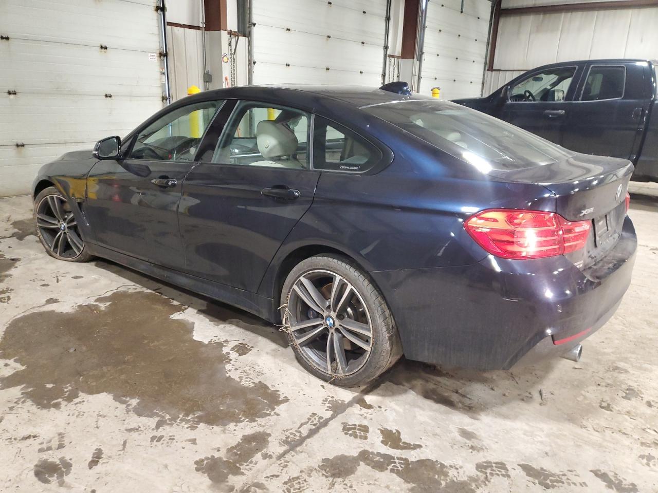 2015 BMW 4er VIN WBA4B3C55FGV48268 Copart auction photo, front end / side damage thumbnail 2