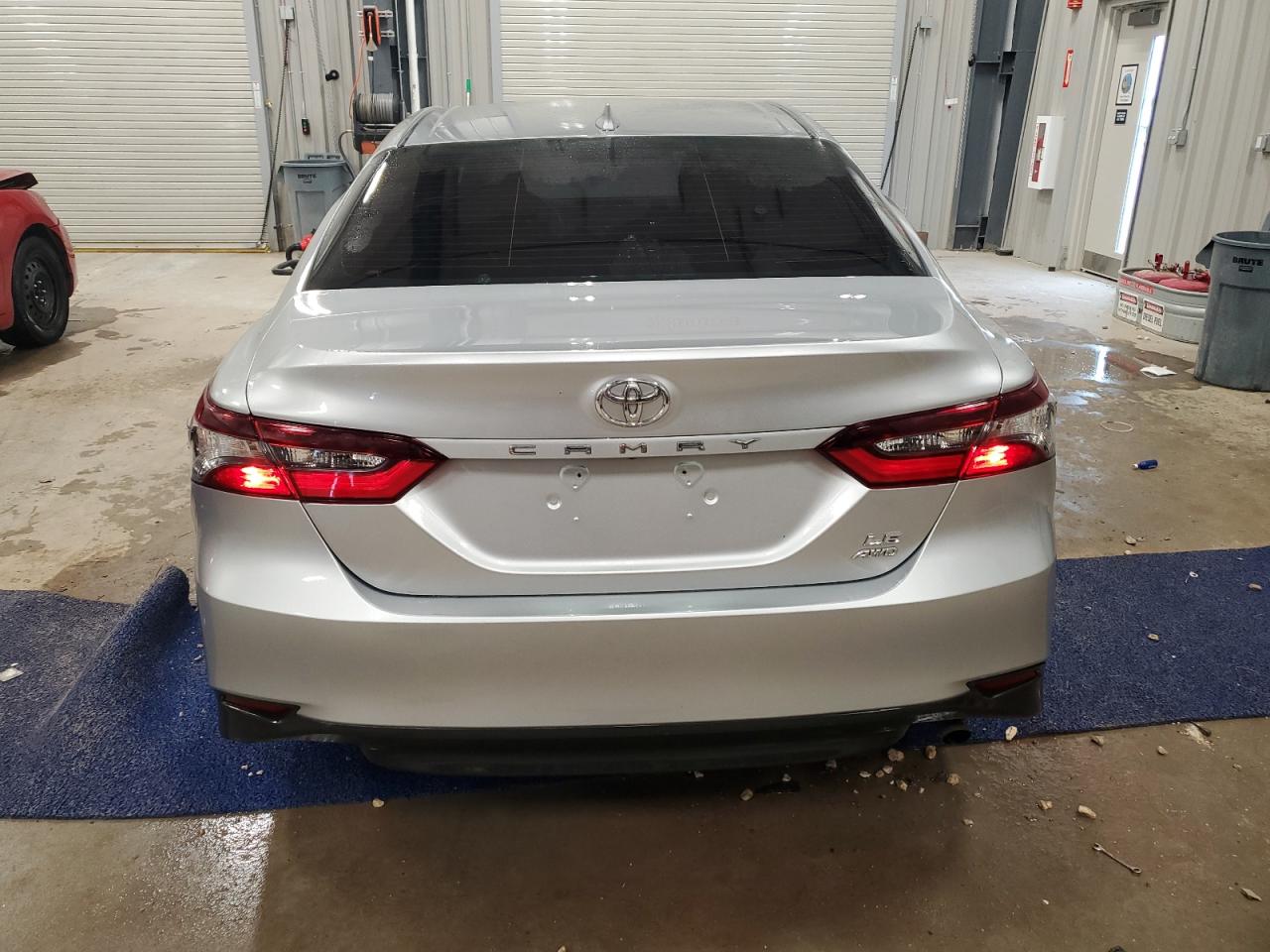 2021 Toyota Camry VIN 4T1C11BKXMU032236 Copart auction photo, front end damage thumbnail 6