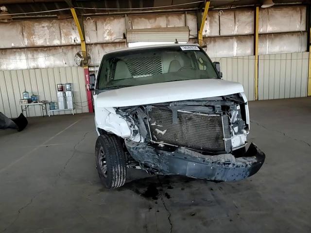 2018 Chevrolet Express VIN 1GCWGAFP8J1266815 Copart auction photo, front end / mechanical damage thumbnail 10