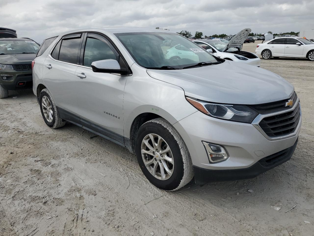 2018 Chevrolet Equinox VIN 2GNAXJEV8J6122258 Copart auction photo, rear end damage thumbnail 4