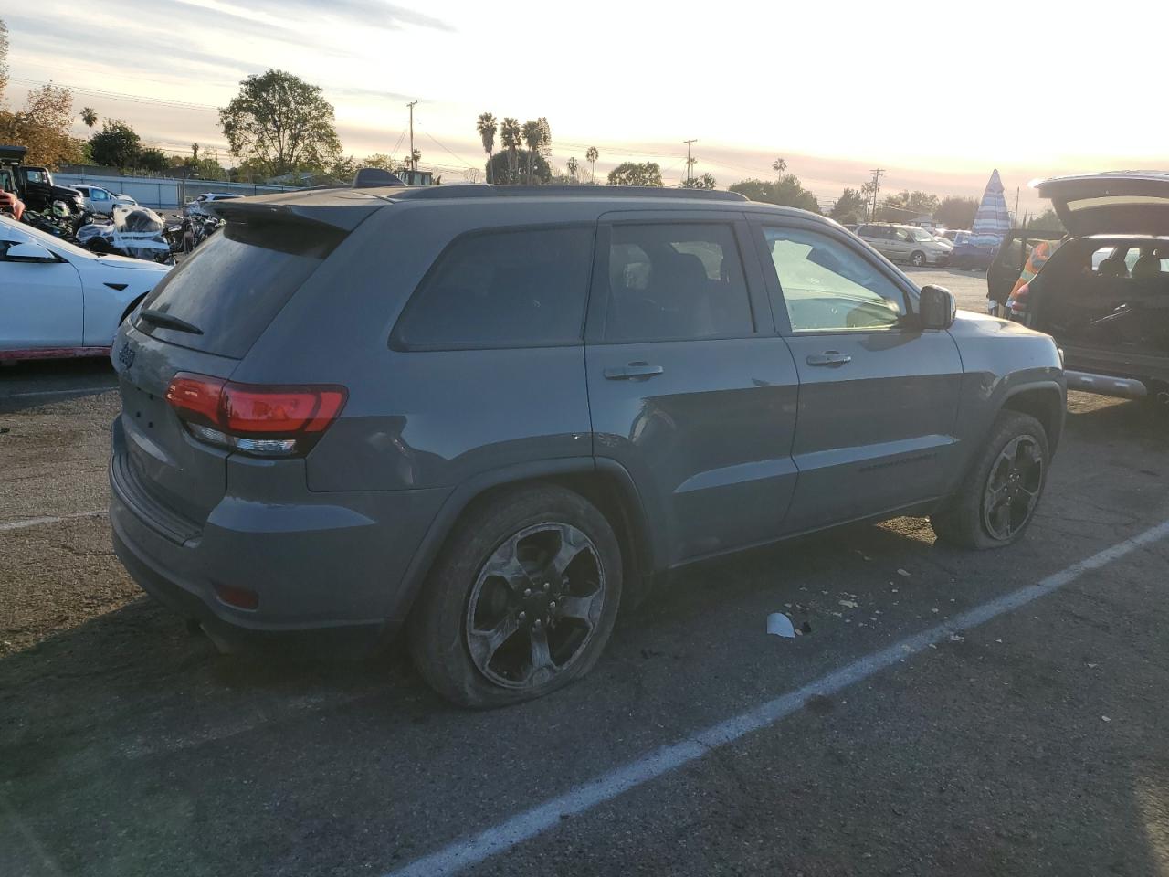 2019 Jeep Grand Cherokee VIN 1C4RJFAG2KC837773 Copart auction photo, undercarriage / side damage thumbnail 3