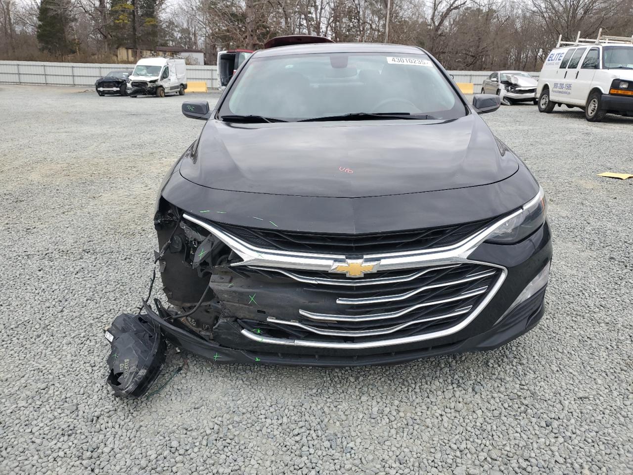 2019 Chevrolet Malibu VIN 1G1ZD5ST3KF139872 Copart auction photo, front end damage thumbnail 5