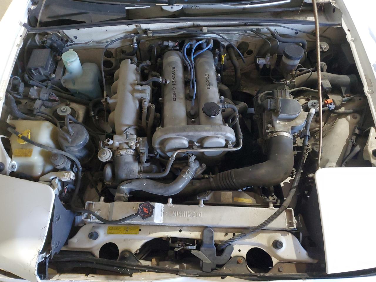 1992 Mazda MX-5 VIN JM1NA3514N0326347 Copart auction photo, front end / minor dent/scratches damage thumbnail 11