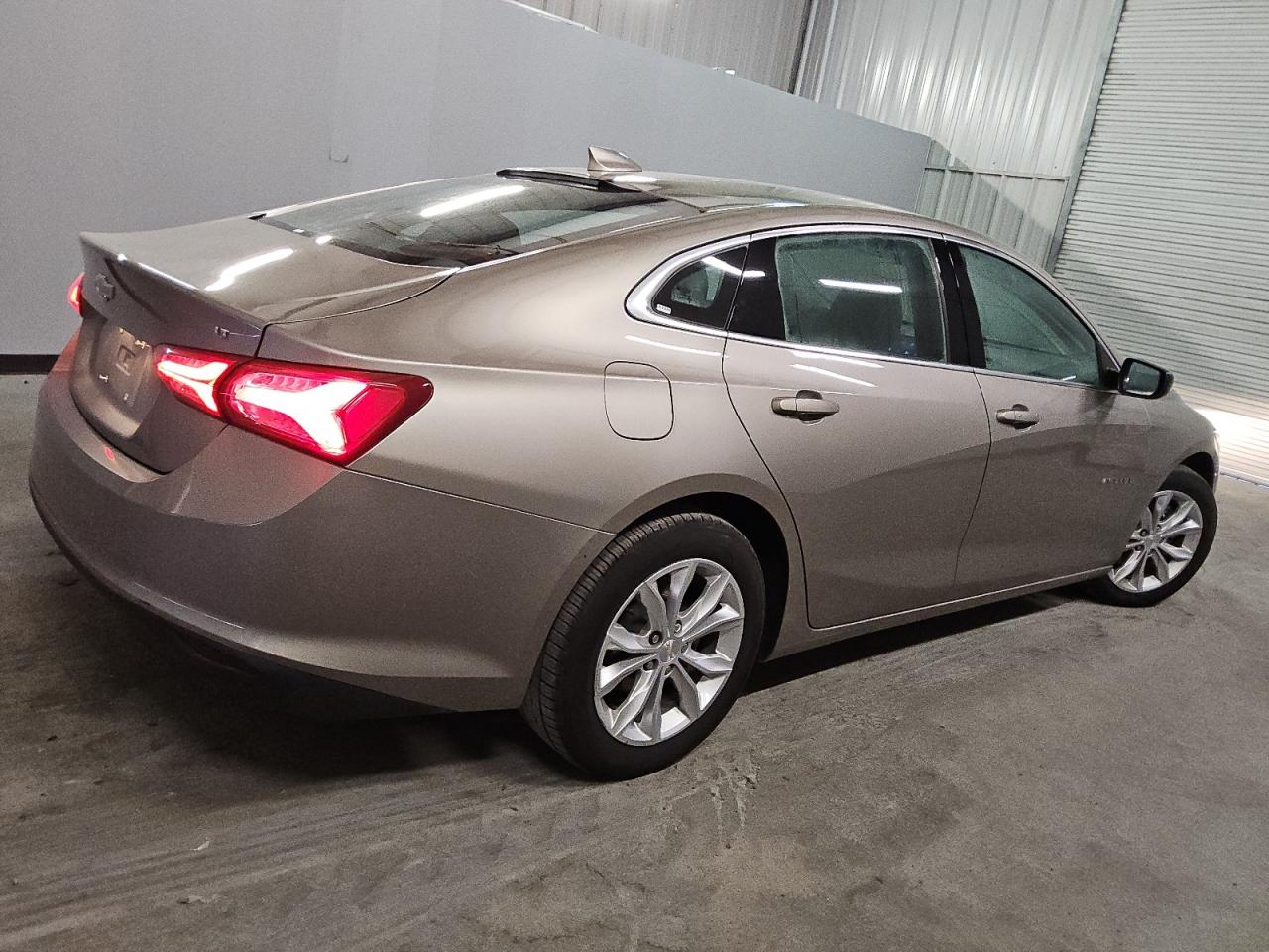 2022 Chevrolet Malibu VIN 1G1ZD5ST2NF181731 Copart auction photo, water/flood / front end damage thumbnail 3