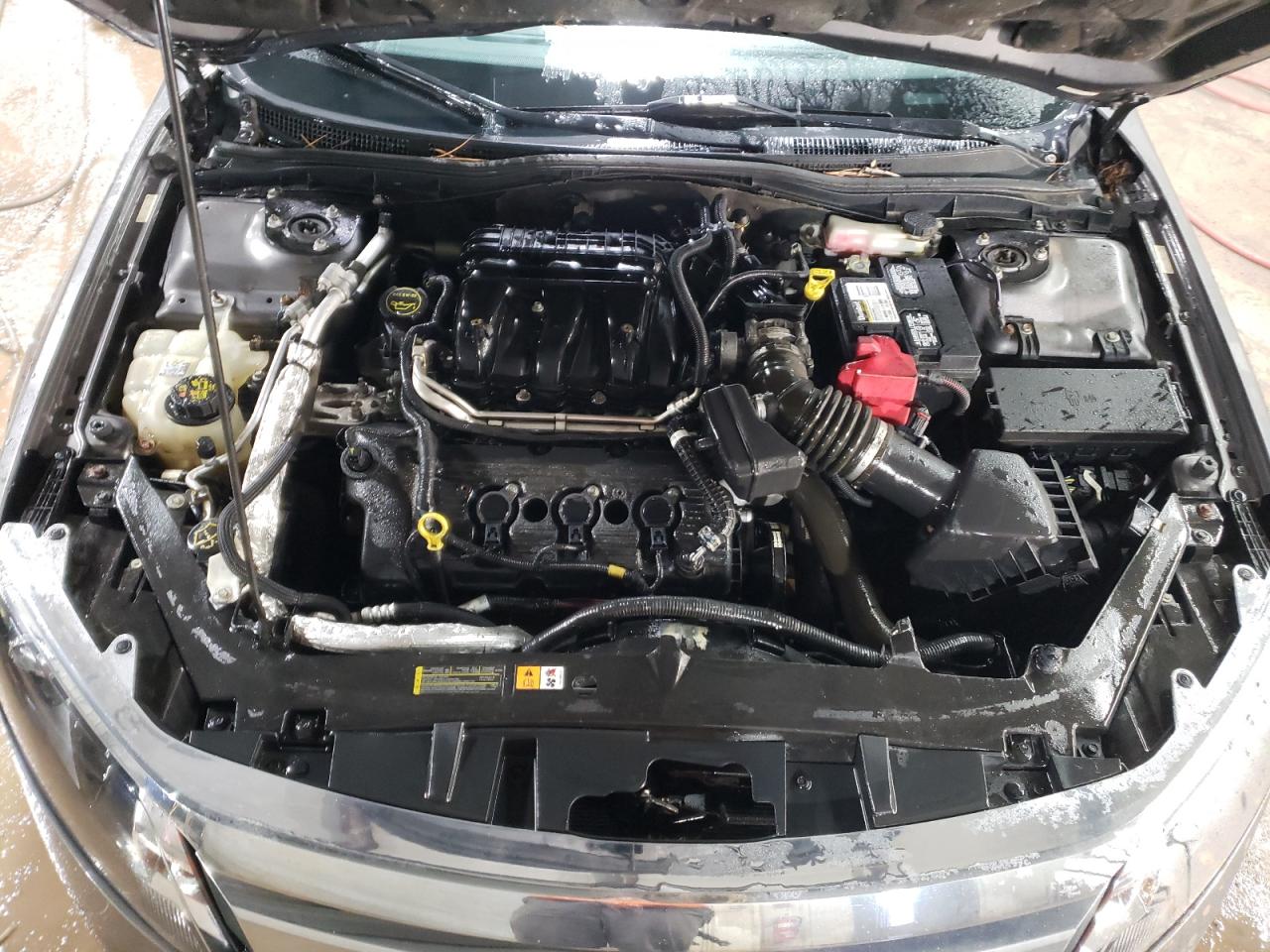 2012 Ford Fusion VIN 3FAHP0HG5CR392483 Copart auction photo, rear end damage thumbnail 11