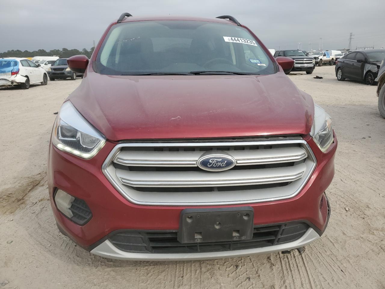 2019 Ford Escape VIN 1FMCU0HD3KUC08308 Copart auction photo, front end damage thumbnail 5