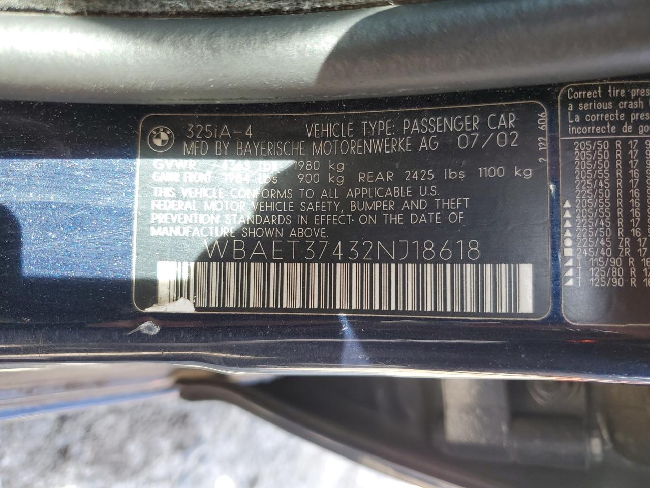 2002 BMW 3er VIN WBAET37432NJ18618 Copart auction photo, front end / side damage thumbnail 12