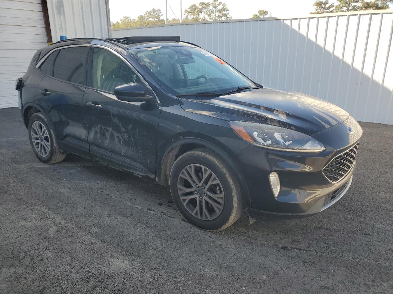 2022 Ford Escape VIN 1FMCU9H64NUA72765 Copart auction photo, top/roof damage thumbnail 4