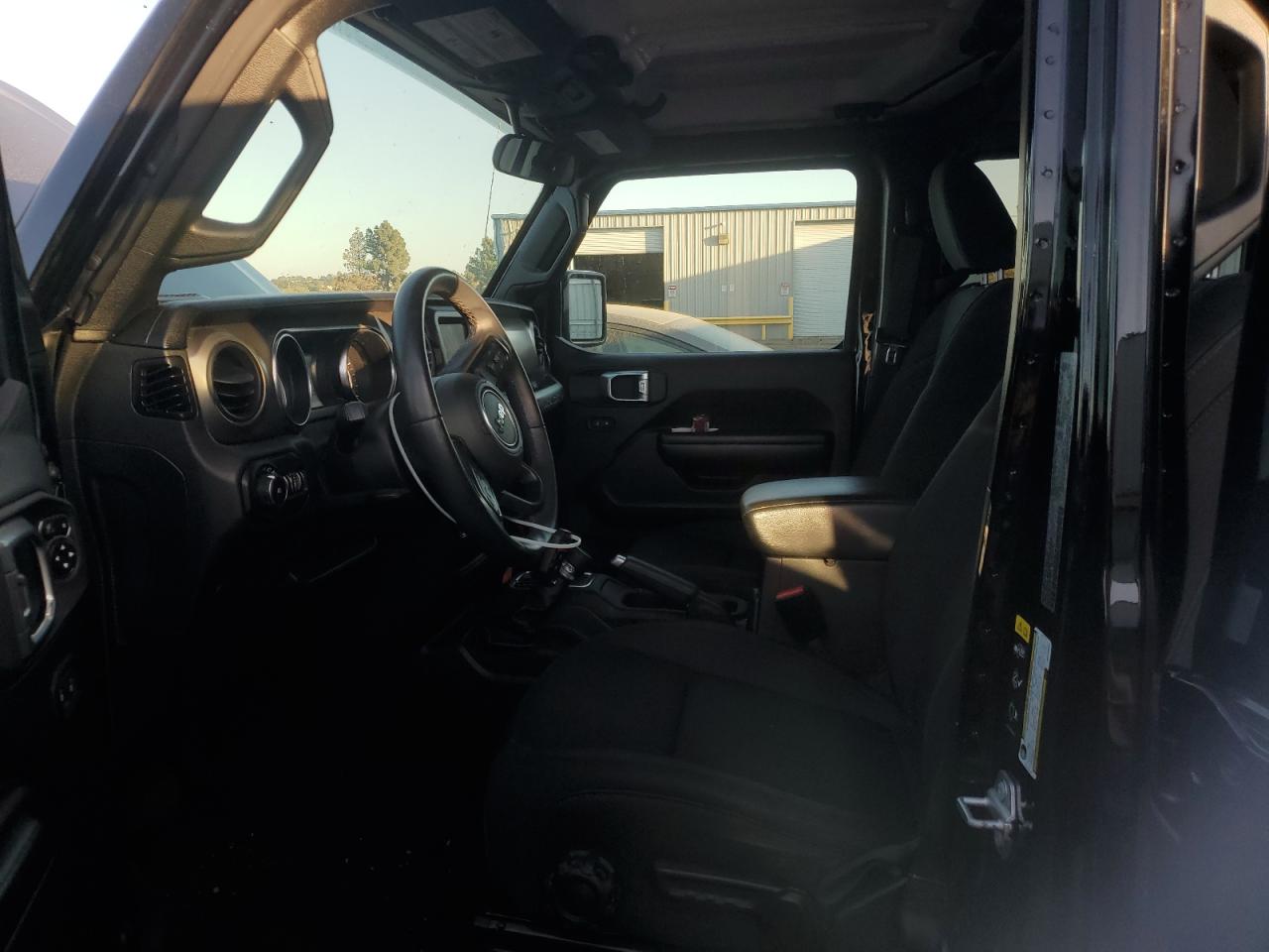 2021 Jeep Wrangler VIN 1C4HJXDN5MW636897 Copart auction photo, minor dent/scratches damage thumbnail 7