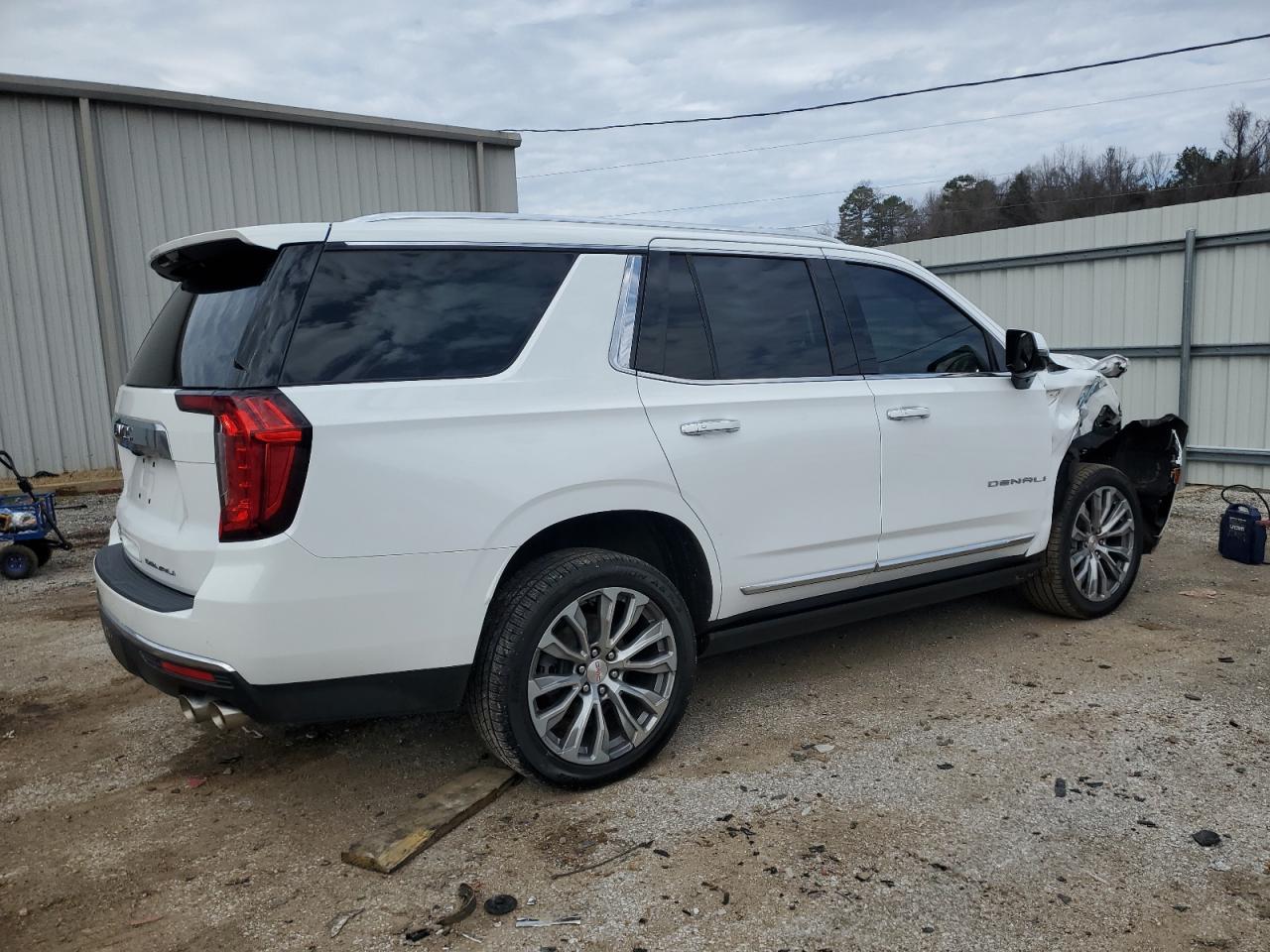2021 GMC Yukon VIN 1GKS2DKL5MR413751 Copart auction photo, front end damage thumbnail 3
