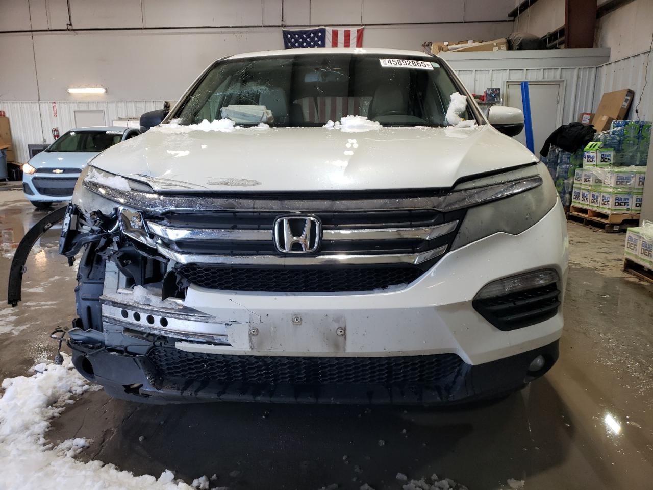 2016 Honda Pilot VIN 5FNYF6H72GB102479 Copart auction photo, front end / hail damage thumbnail 5