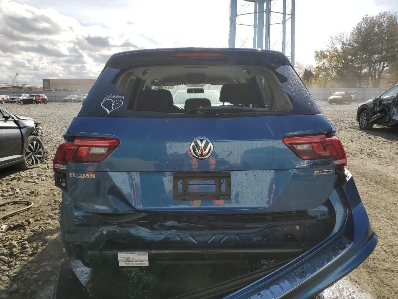 2019 Volkswagen Tiguan VIN 3VV0B7AX6KM053057 Copart auction photo, rear end damage thumbnail 6