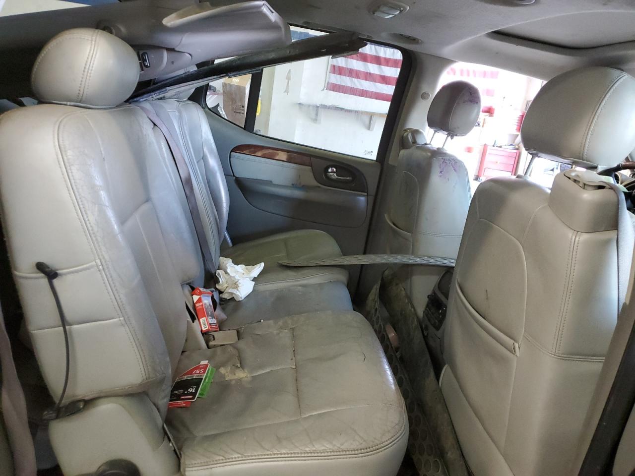 2006 GMC Envoy VIN 1GKET66M766102335 Copart auction photo, front end / side damage thumbnail 11