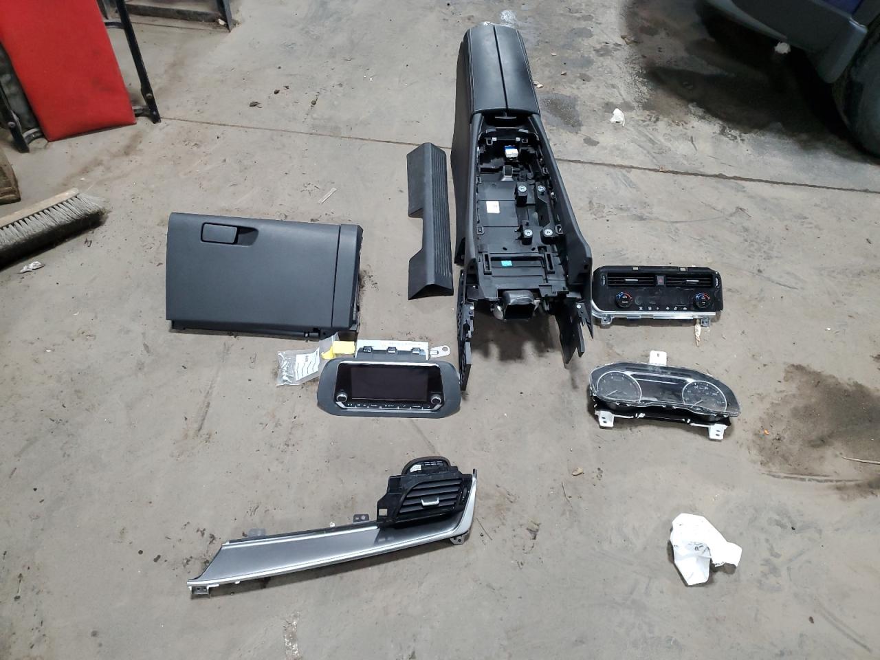 2021 Nissan Rogue VIN 5N1AT3BB0MC838346 Copart auction photo, undercarriage damage thumbnail 14