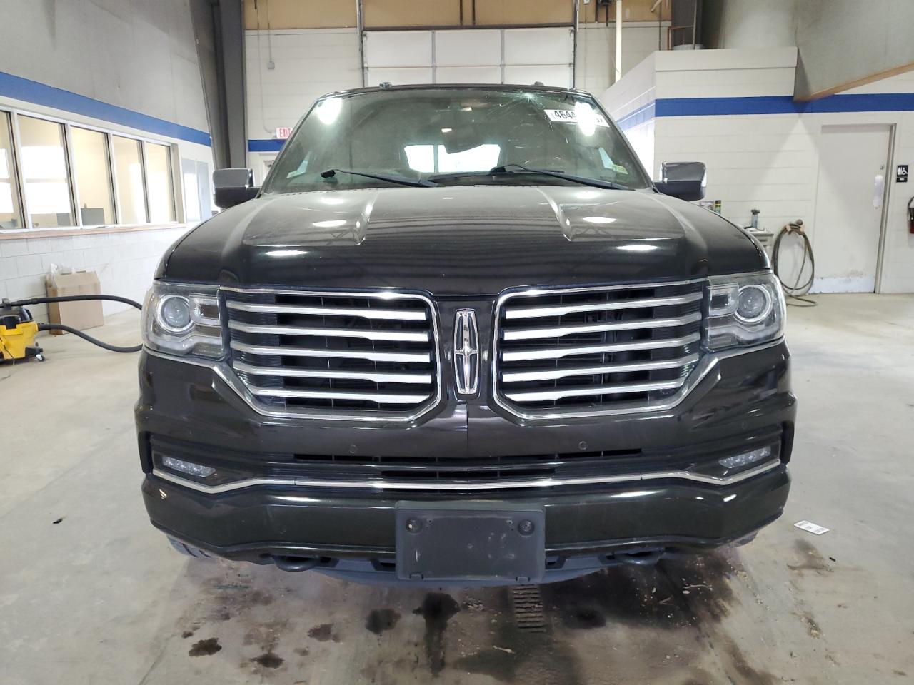 2015 Lincoln Navigator VIN 5LMJJ2JT9FEJ04044 Copart auction photo, top/roof damage thumbnail 5