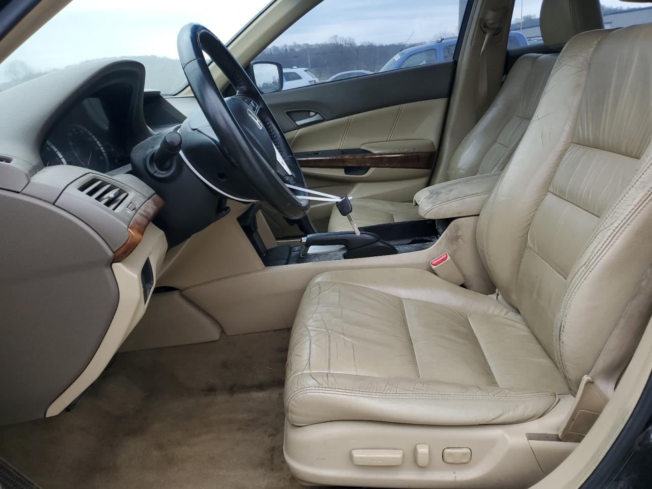 2009 Honda Accord VIN 1HGCP26899A095457 Copart auction photo, front end / minor dent/scratches damage thumbnail 7