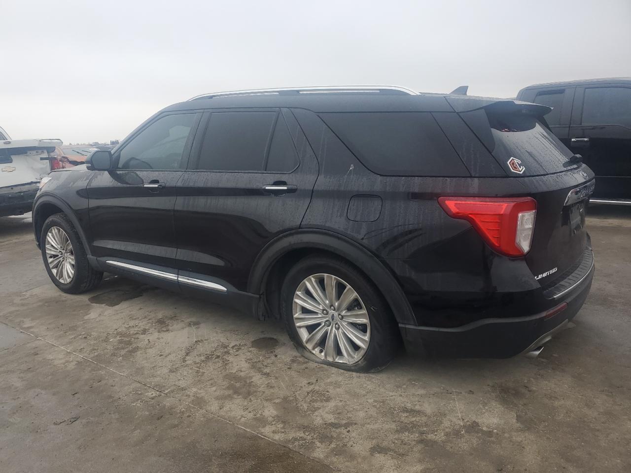 2022 Ford Explorer VIN 1FMSK7FH4NGB38644 Copart auction photo, side damage thumbnail 2