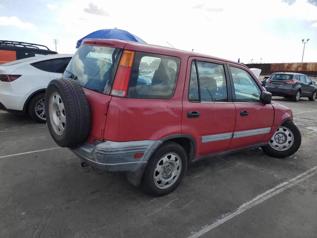 1999 Honda CR-V VIN JHLRD2843XC018454 Copart auction photo, undercarriage damage thumbnail 3
