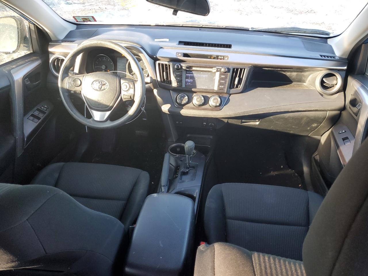 2018 Toyota RAV 4 VIN JTMBFREV5JJ744446 Copart auction photo, front end / side damage thumbnail 8