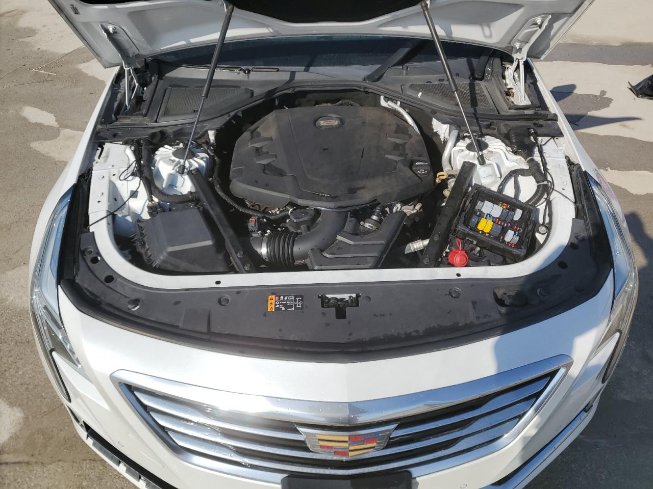 2016 Cadillac CT6 VIN 1G6KD5RS7GU167525 Copart auction photo, vandalism / stripped damage thumbnail 11