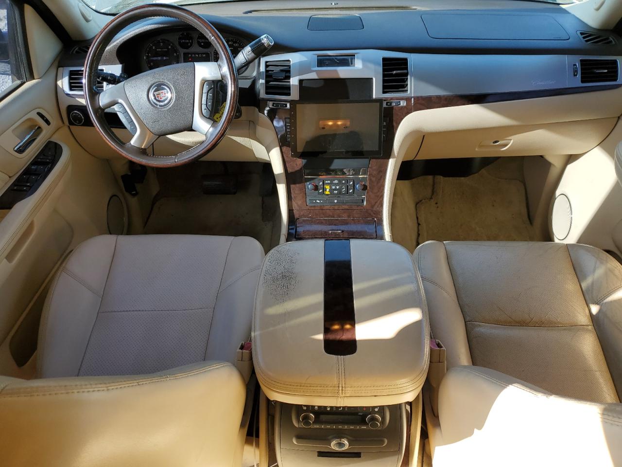 2007 Cadillac Escalade VIN 1GYEC63837R269028 Copart auction photo, front end / mechanical damage thumbnail 8