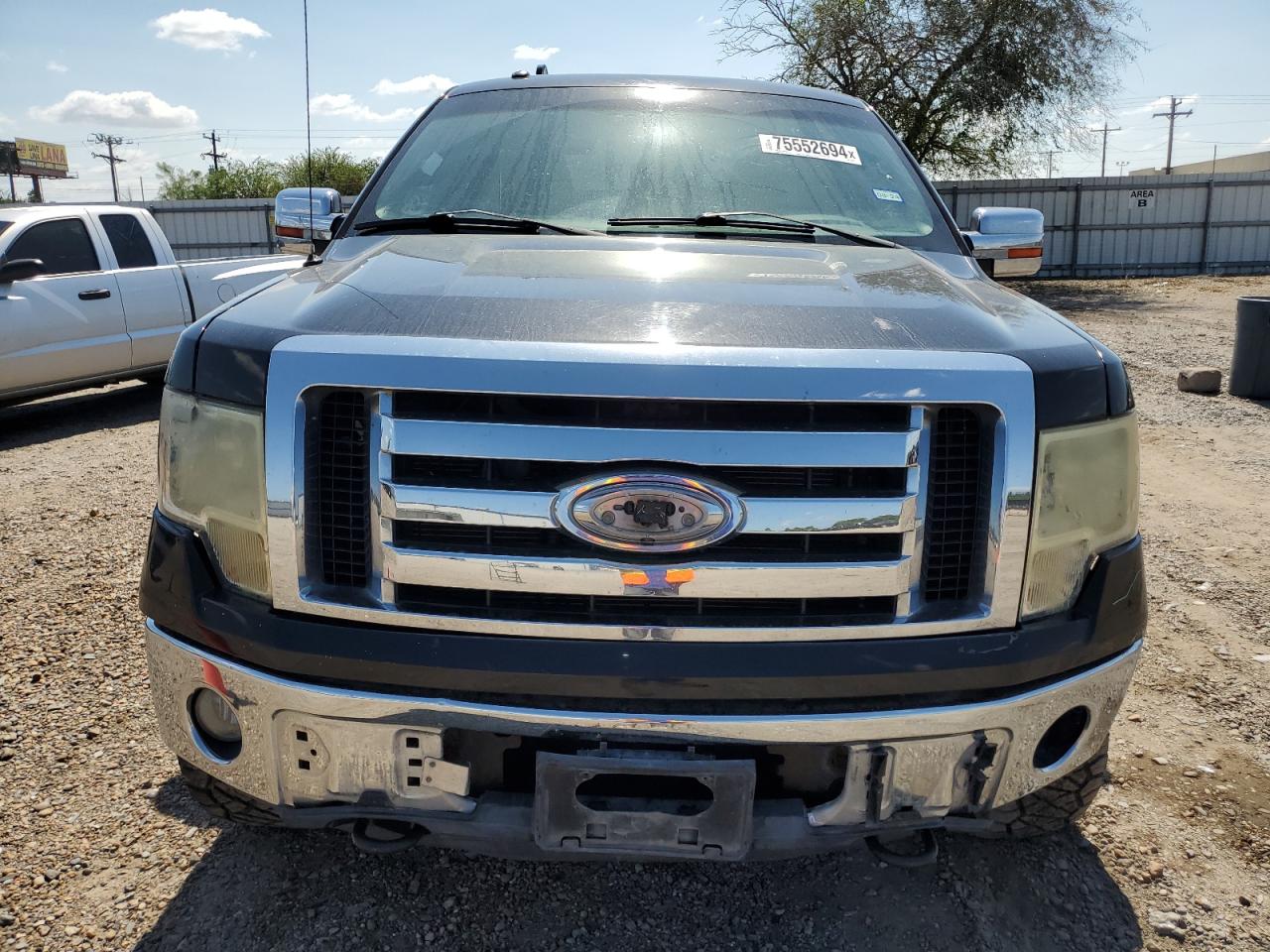 2011 Ford F-150 VIN 1FTMF1EF7BFA72817 Copart auction photo, side / front end damage thumbnail 5