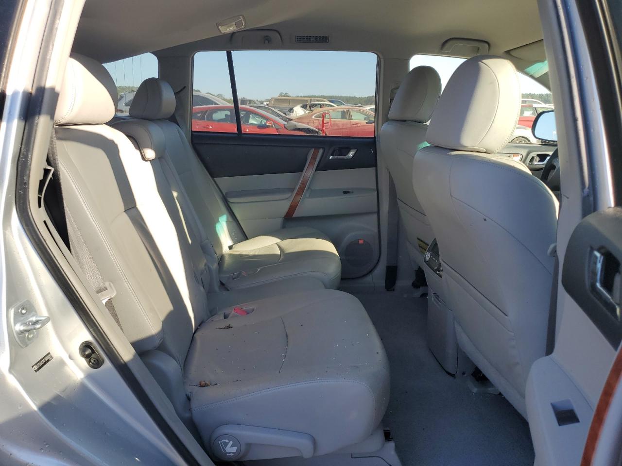 2008 Toyota Highlander VIN JTEDS42A782008052 Copart auction photo, top/roof damage thumbnail 11