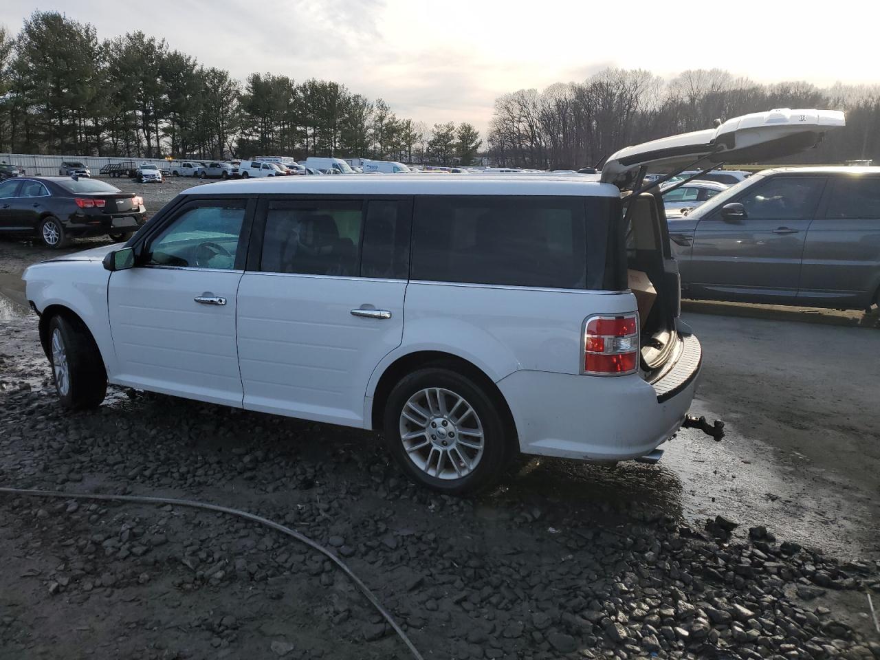 2018 Ford Flex VIN 2FMGK5C83JBA07527 Copart auction photo, front end damage thumbnail 2